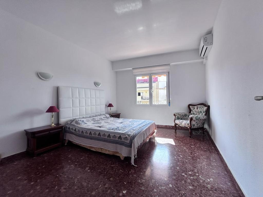 Javea Au Port Vue Mer Devant La Plage Grand Appartement Terrasse Clim Et Wifi Luaran gambar